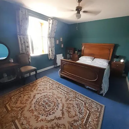L'ancienne Gare D'hote Bed & Breakfast Piégut-Pluviers